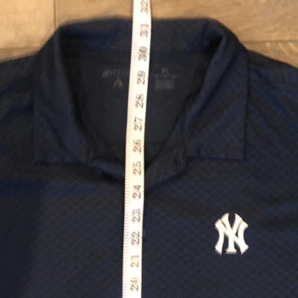 NY Yankees Navy Polo Shirt - Picture 3 of 3